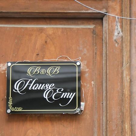 House Emy In Central Νάπολη Εξωτερικό φωτογραφία